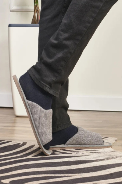 98dc39e3-1cdb-4d42-8b69-ef41b7d4629c